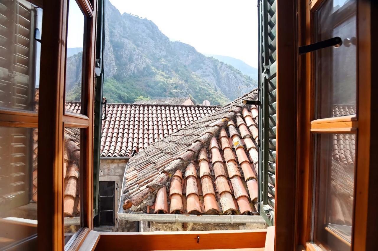 Cozy 2 Bedroom Apartment In Antique Bizanti Palace Cattaro Esterno foto